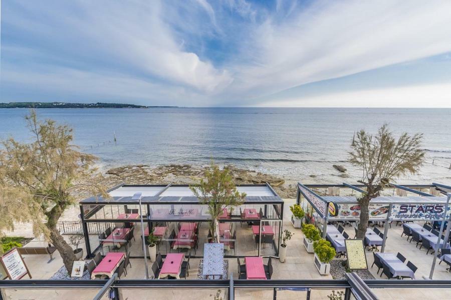 Apartment Lion Novigrad Istria Extérieur photo