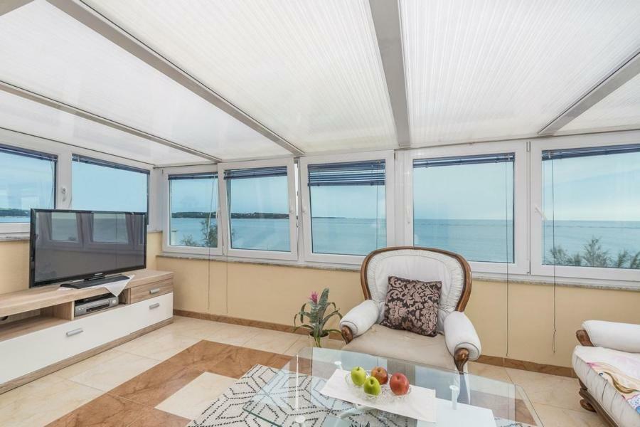 Apartment Lion Novigrad Istria Extérieur photo